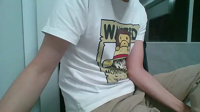 nole_china7 (Ask my age) - talk / fun / cum