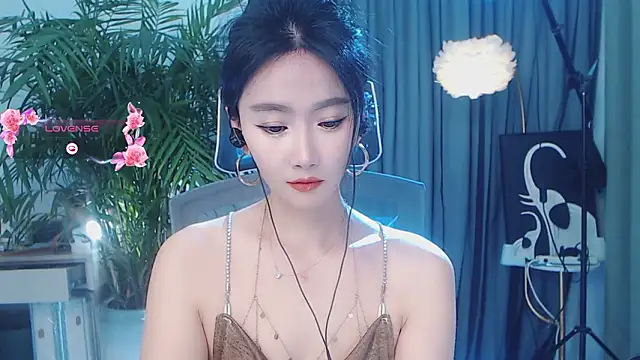 美女feifei-love在线直播