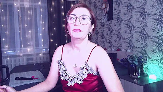 sofiablaze (F mature) - Love me guys