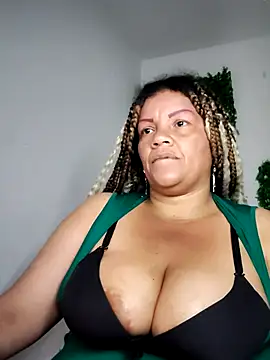 eva_luxei - Eva_Luxei's free webcam