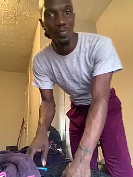 shawtyblaque21 (Ask my age) - Rent passed DUE