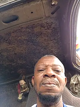 negaomalinha1 (Ask my age) - Ajuda o negao a gozar  helps the denial