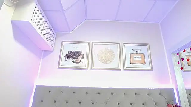 bustyeva_ (F young) - ✨Closeup nipless tease