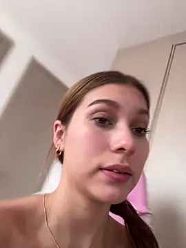 nikii__ (F teen) - in doggy style and run your panties down