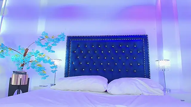 velora_nigth - Velora_nigth's free webcam