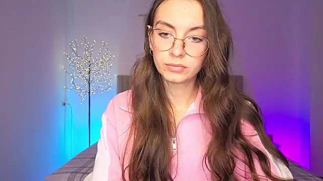 real_cutie1 (F teen) - birthday present