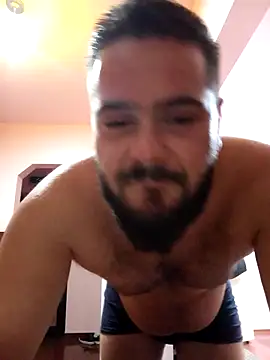 enzo9911 - Enzo9911's free webcam - UK Sex Cams