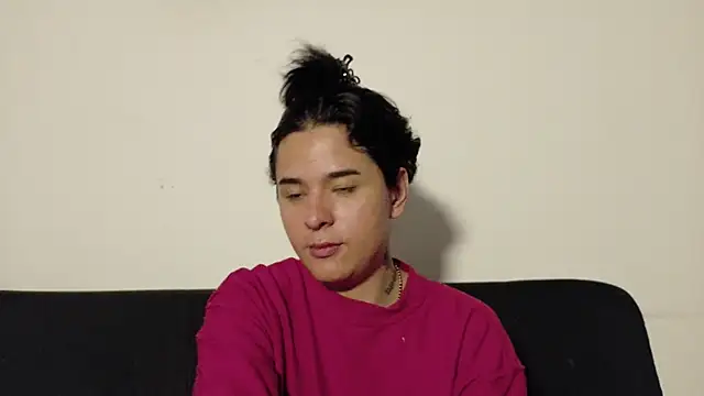 angel-umbra (T young) - two fingers in the ass