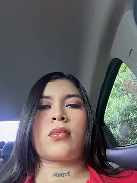 skyy_angel (F young) - Suck your nipples