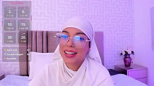 naishaa_ (F young) - Doggy + show asshole + slap🍑🤤