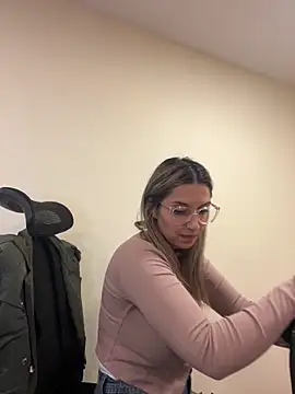 isabella_varella - Isabella_Varella's free webcam - UK Sex Cams