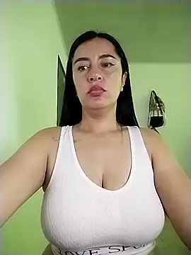 hailey85 - Hailey85's free webcam - UK Sex Cams