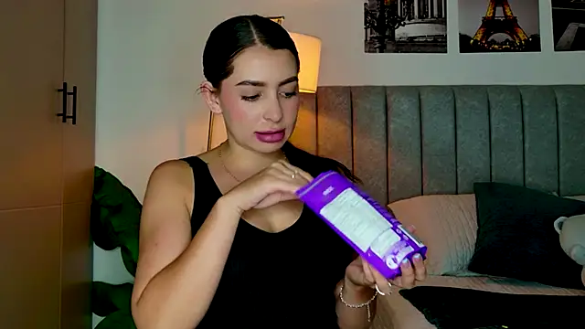 caralella - Caralella's free webcam - UK Sex Cams