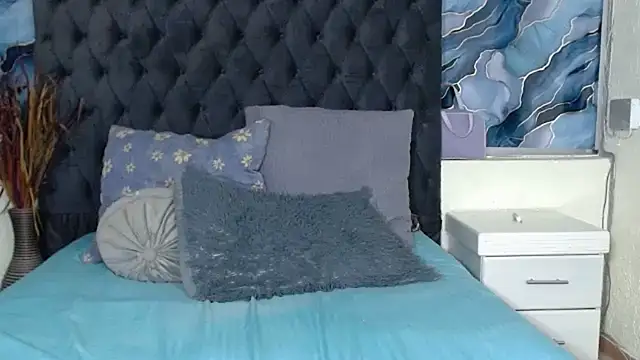 temptedangel - TemptedAngel's free webcam - UK Sex Cams