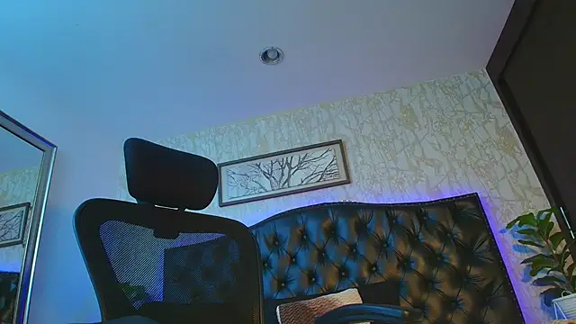 Lander_Cruz's live cam