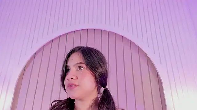 ameliiaa_smith - Ameliiaa_smith's free webcam - UK Sex Cams