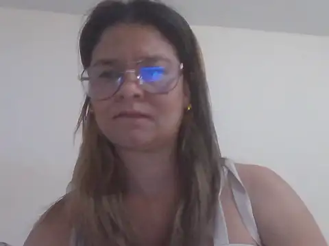 jiwon_han - Jiwon_Han's free webcam