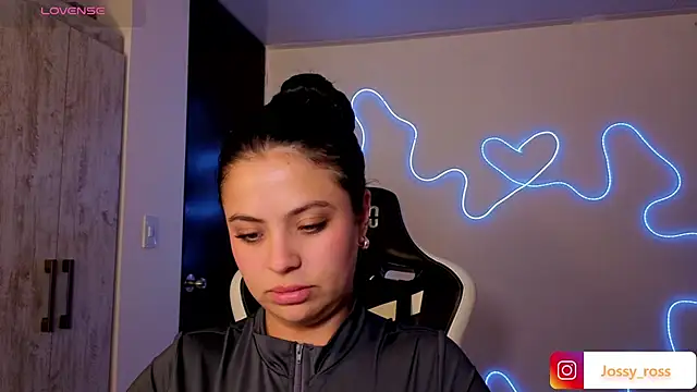 Victoryyy_ live sex cam