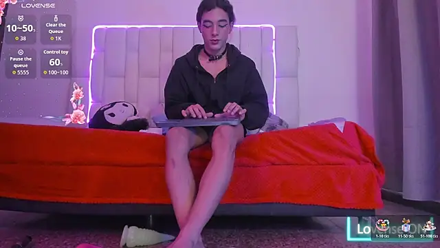 MilkWhore1 live sex cam