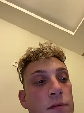 Turkishleo's live cam