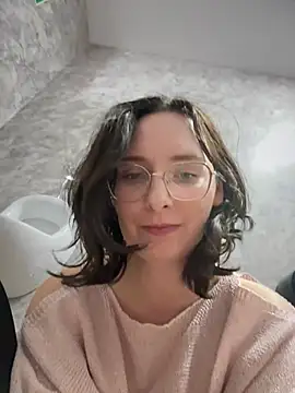 The_Snowwhitee's live cam