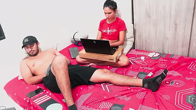 bonyclyde2203 live sex cam