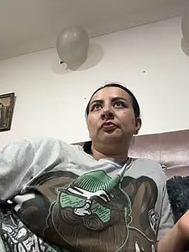 Abril_Luv live sex cam