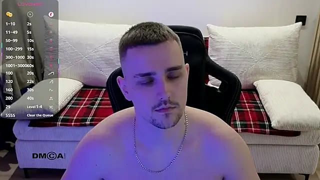 larstar01 (M young) - Happy Lars