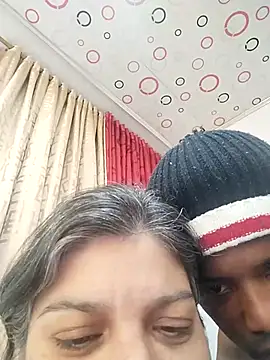 queemking (G milf) - Suck pussy 1 min