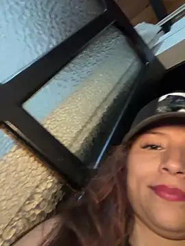 sahorix1 (Ask my age) - Control my toy + fingers