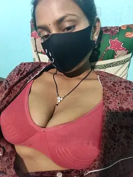 posewith live sex cam