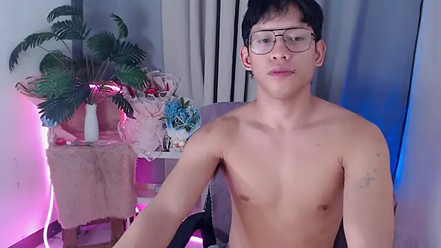 Preview of pinkcock_froi2305