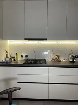 curlylara - CurlyLara's free webcam - UK Sex Cams