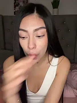 bonny_eva - Bonny_Eva's free webcam - UK Sex Cams