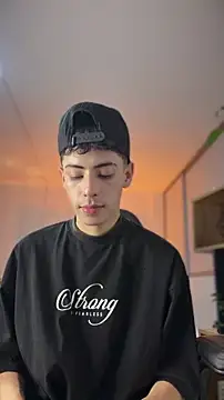 Sebastian_Reed's live cam