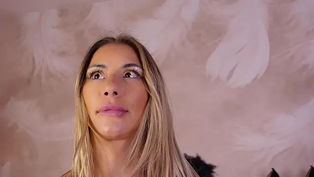 jullyblair - JullyBlair's free webcam - UK Sex Cams