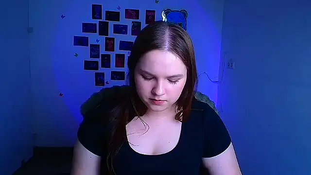 kitty_mia_kitty - Kitty_Mia_Kitty's free webcam