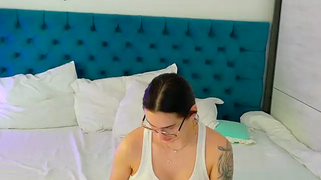 lexierosse - LexieRosse's free webcam