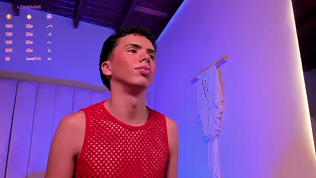 seab_trooy - Seab_trooy's free webcam