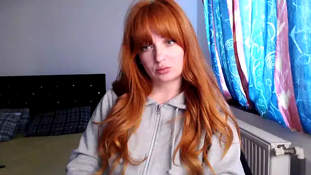 red_nikaa - Red_Nikaa's free webcam - UK Sex Cams