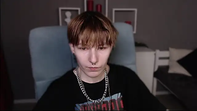 guitarandangell - Guitarandangell's free webcam