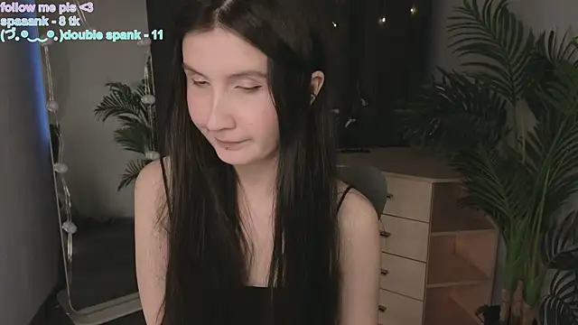 avrora_shy_ - Avrora_shy_'s free webcam - UK Sex Cams