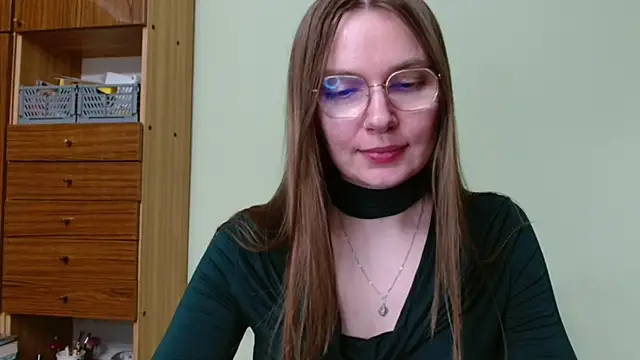 LooveELLYx live sex cam