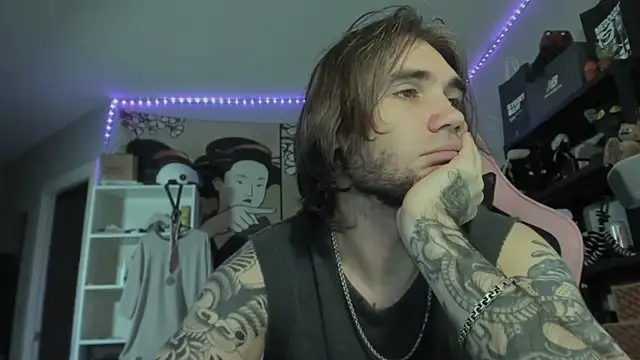 otiebis - Otiebis's free webcam - UK Sex Cams