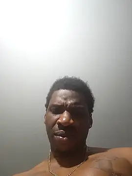 007giovani (Ask my age) - To buss a monster nut