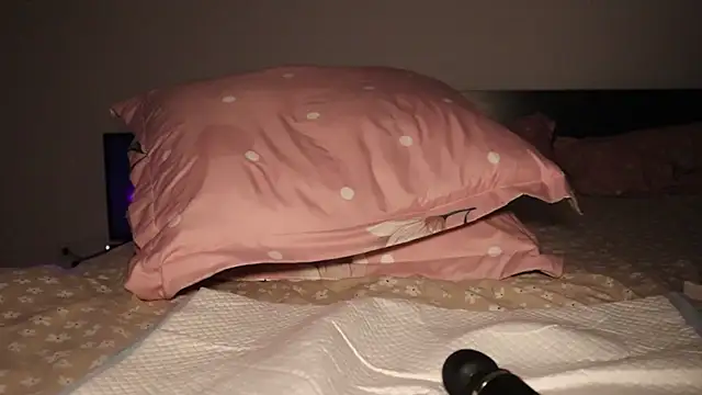 ivykaelani - IvyKaelani's free webcam