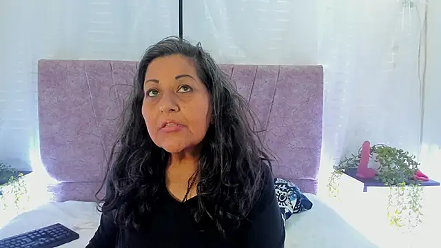 victoriaa_anderson - Victoriaa_Anderson's free webcam