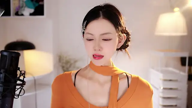 ocean--lili - Ocean--Lili's free webcam