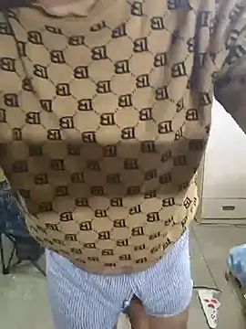 han515319's live cam