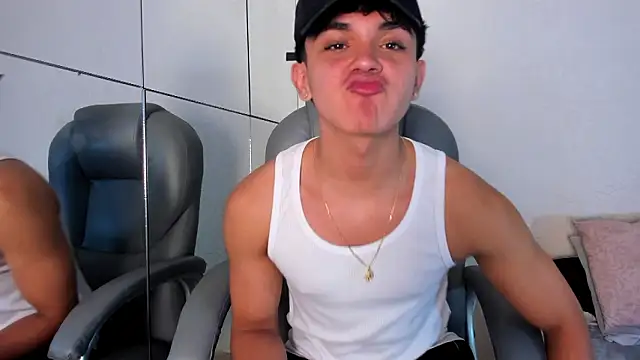 _TaylorBlack's live cam